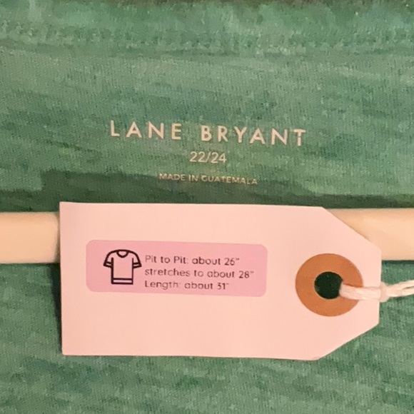 Lane Bryant Green Relaxed Short Sleeve Tee with ruched sides Size 22/24 - Picture 7 of 9